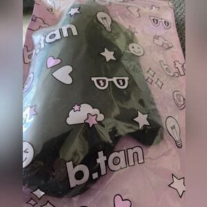 NWT b.tan Dark Self Tanner Kit / Self Tan